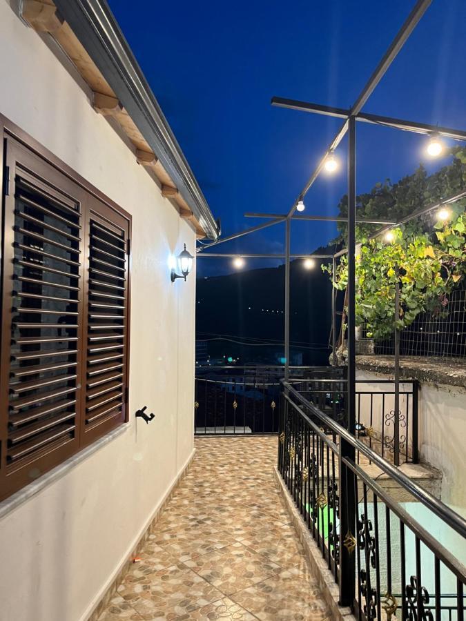 Nena'S Dashe House Berat Buitenkant foto