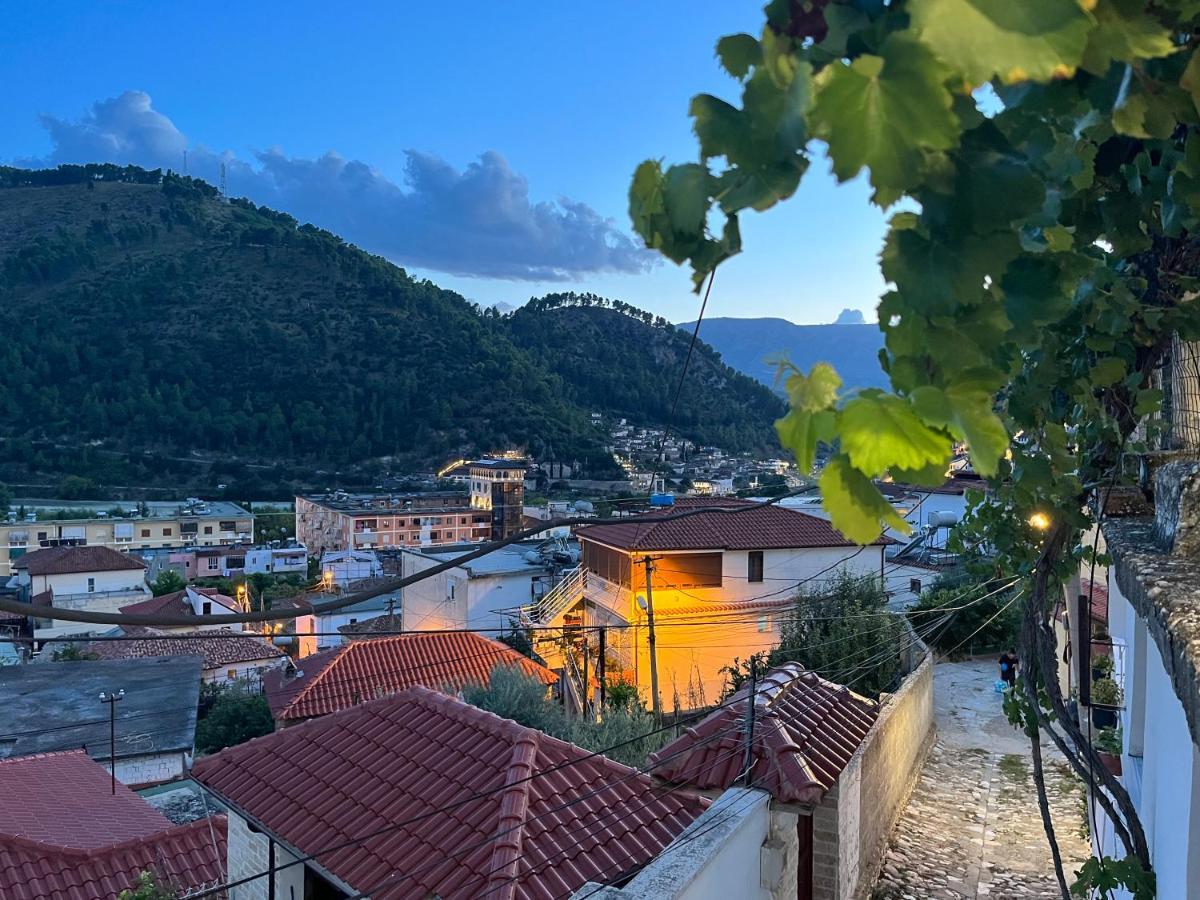 Nena'S Dashe House Berat Buitenkant foto