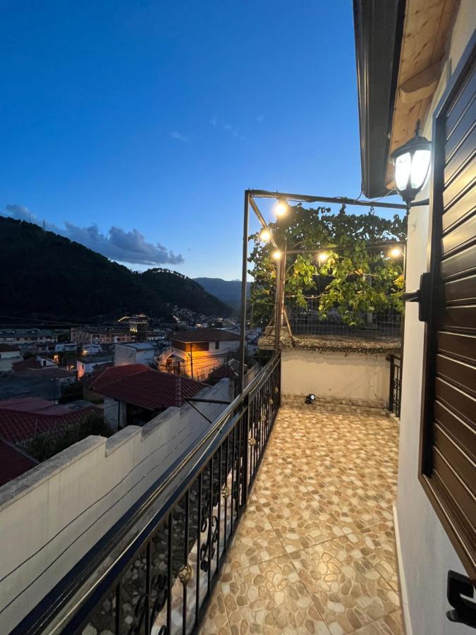Nena'S Dashe House Berat Buitenkant foto