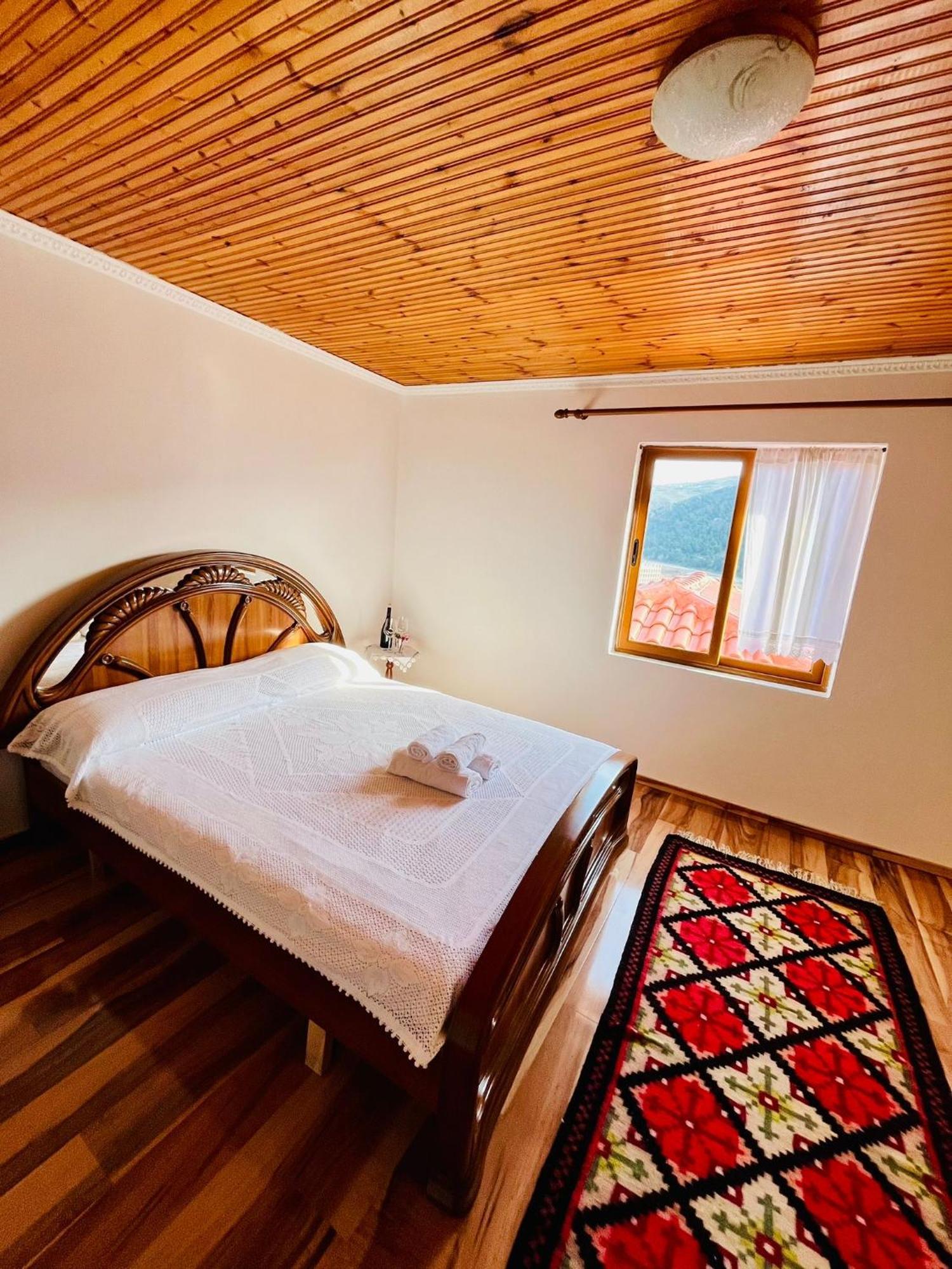 Nena'S Dashe House Berat Buitenkant foto