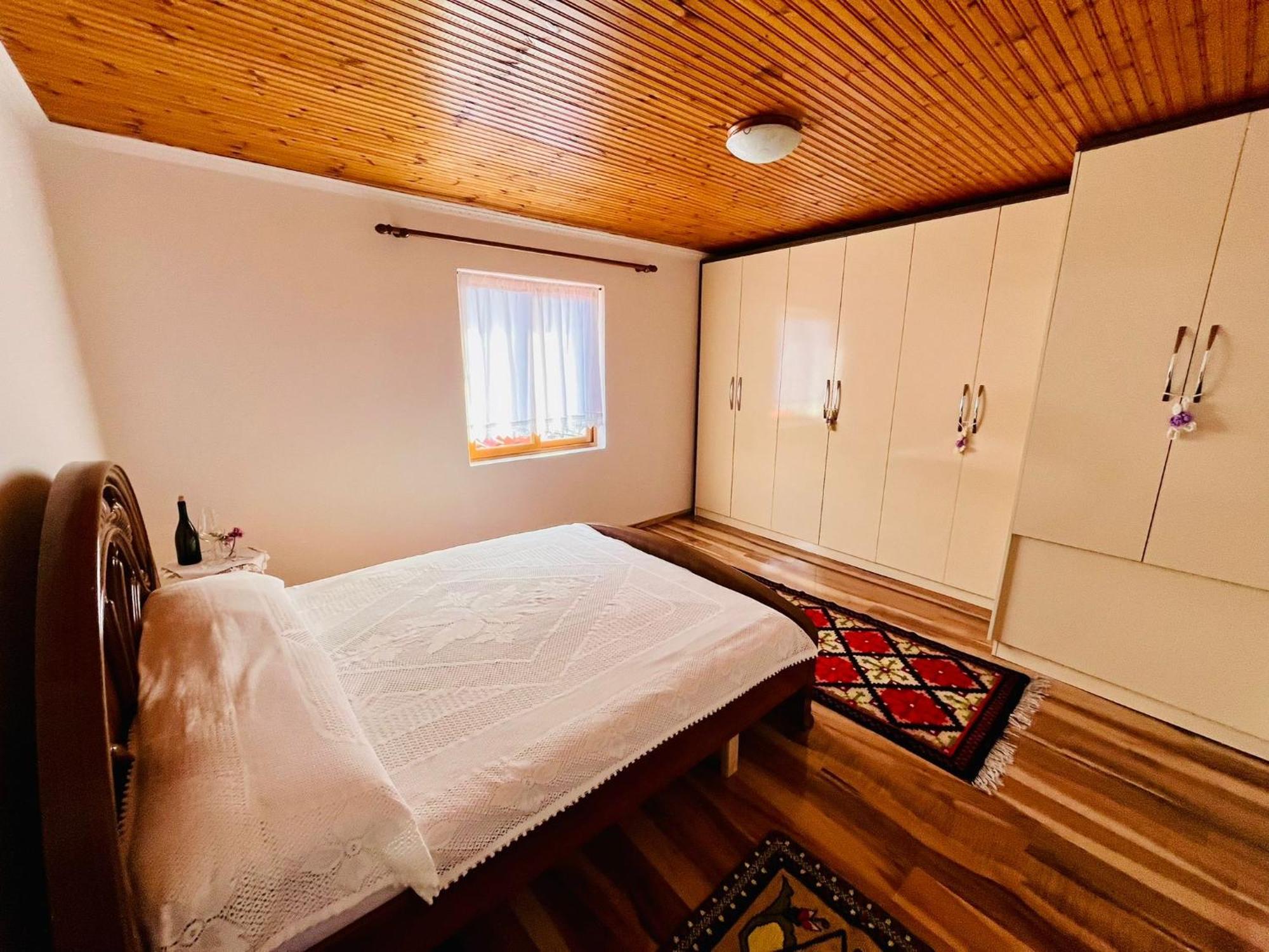 Nena'S Dashe House Berat Buitenkant foto